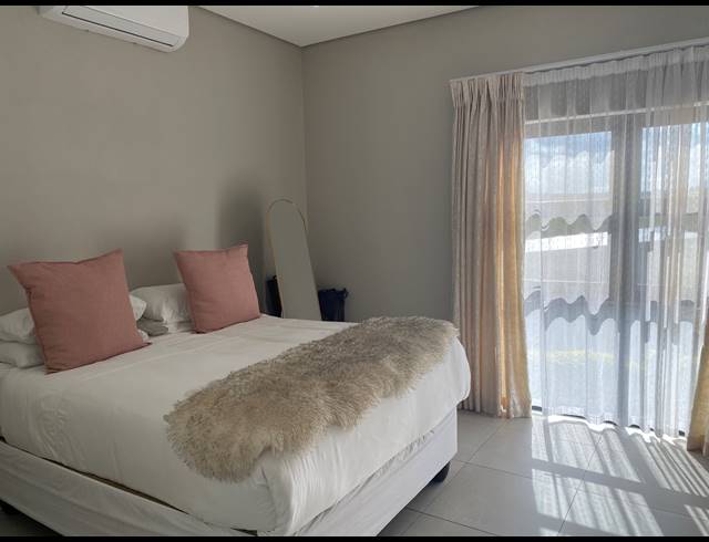 3 BEDROOM TOWNHOUSE TO LET IN PALM LAKES ESTATE